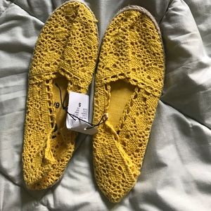 Yellow flats